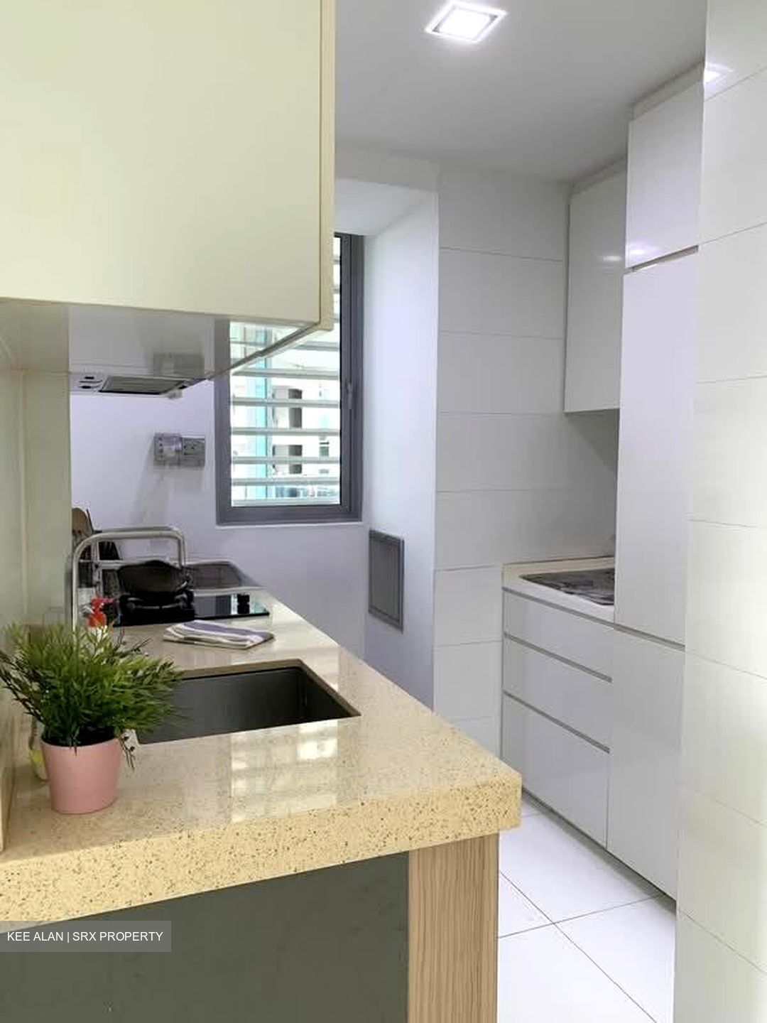 Riviera 38 (D12), Apartment #552465701